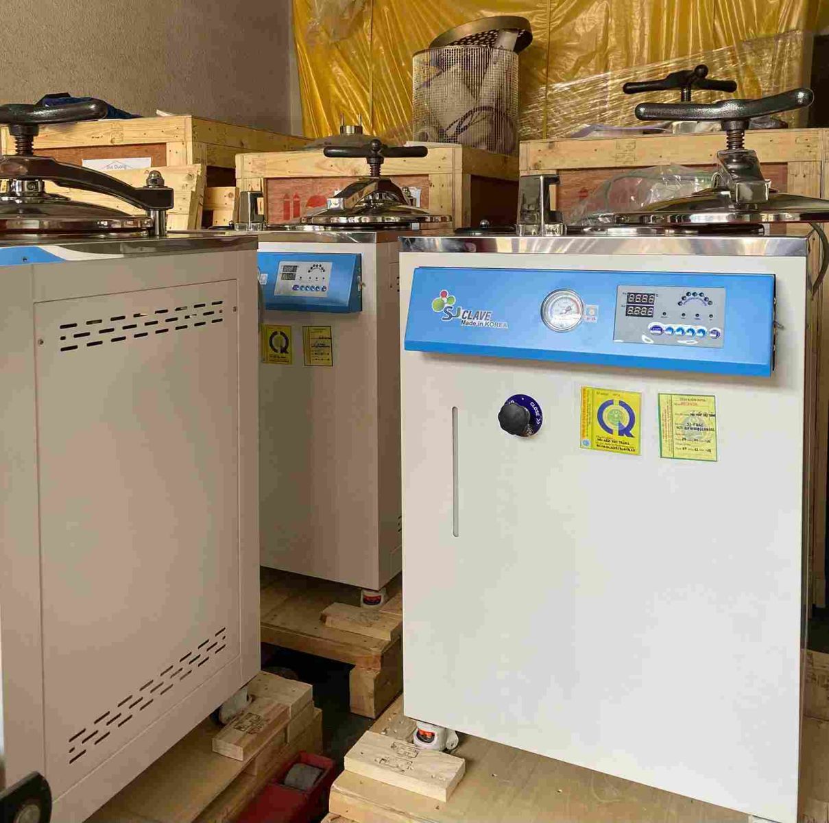 How to Properly Manage Autoclave Logbooks According to ISO 17025 Standards