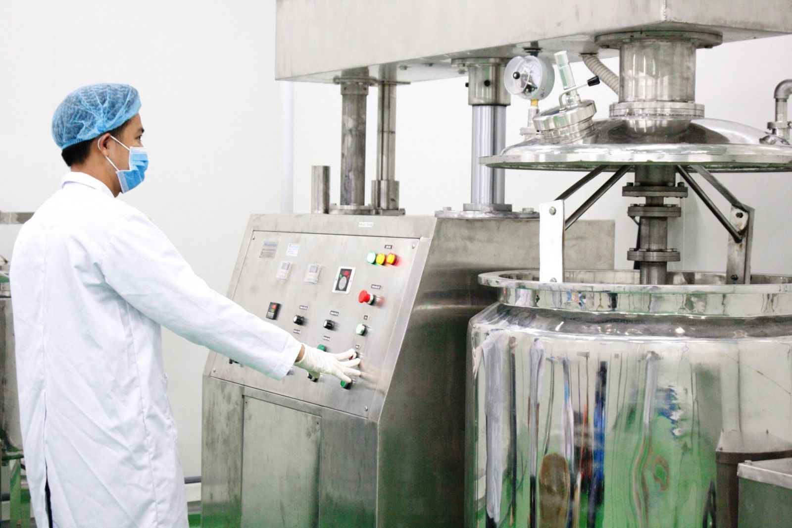 Lắp đặt & chuyển giao